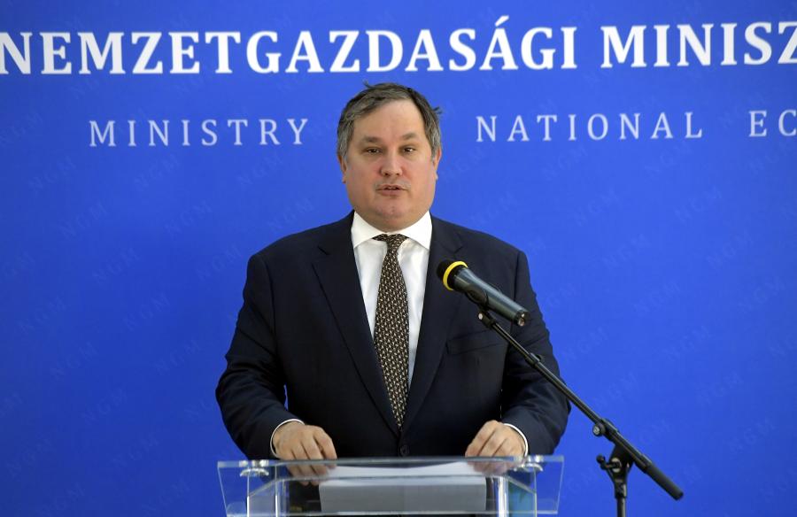 Nagy Márton szerint nincs kizárva, hogy az Orbán-kormány beavatkozik, jöhet az újabb benzinárstop