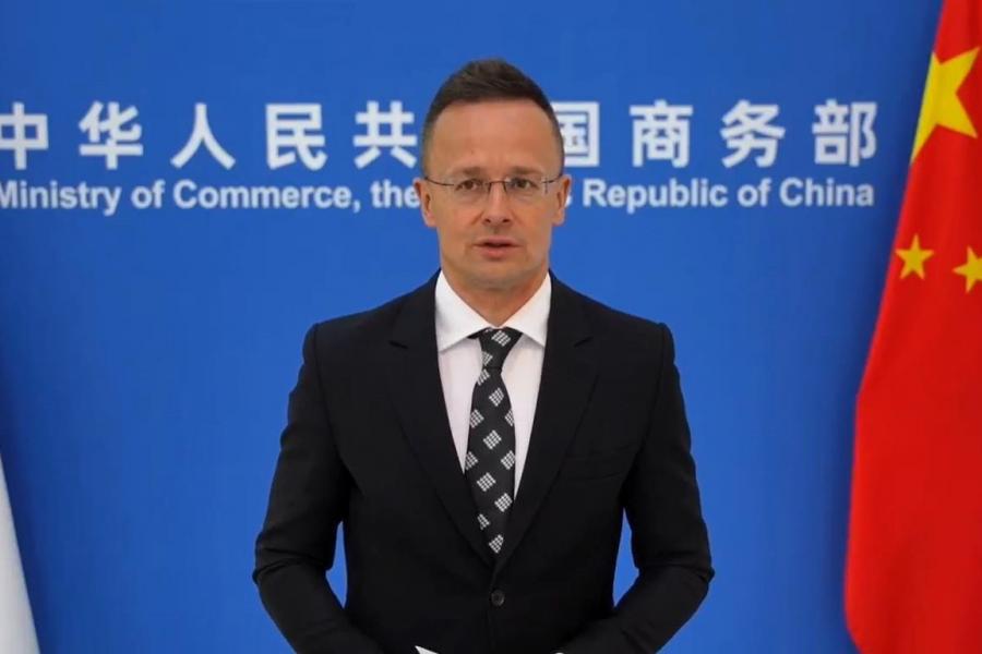 Szijjártó Péter bejelentette, hogy már hét kínai város lesz elérhető közvetlen légijárattal Budapestről