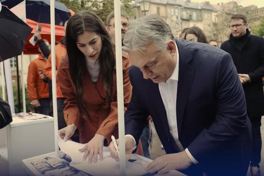 Orbán Viktor most a Batthyány téren bukkant fel titkos kampánykörútján 