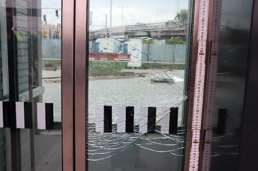 Lekapcsolták a rendőrök a Határ úti metróállomásnál tomboló és verekedő társaságot