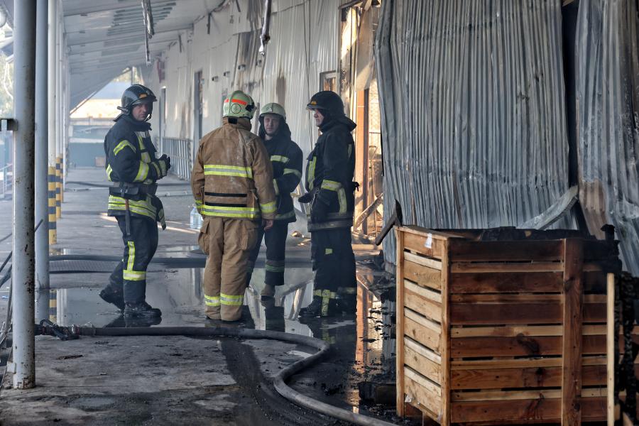 Nyolc gyerek is súlyosan sérült egy újabb orosz támadásban Harkivnál 