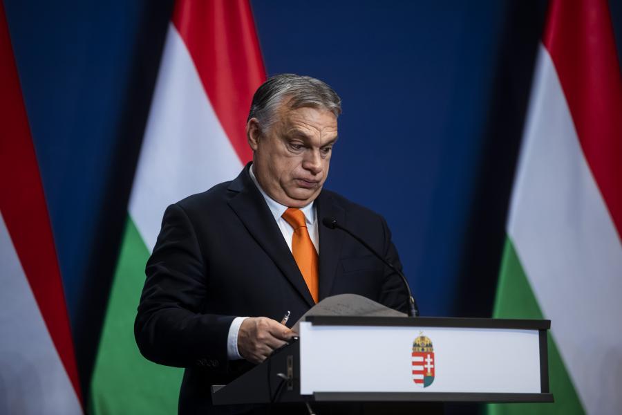 Orbán Viktor magánszemélyként beperelt több lapot a Spar miatt