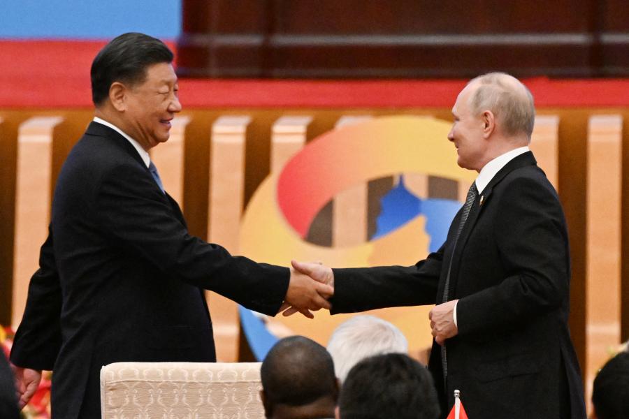 Vlagyimir Putyin Kínába utazik