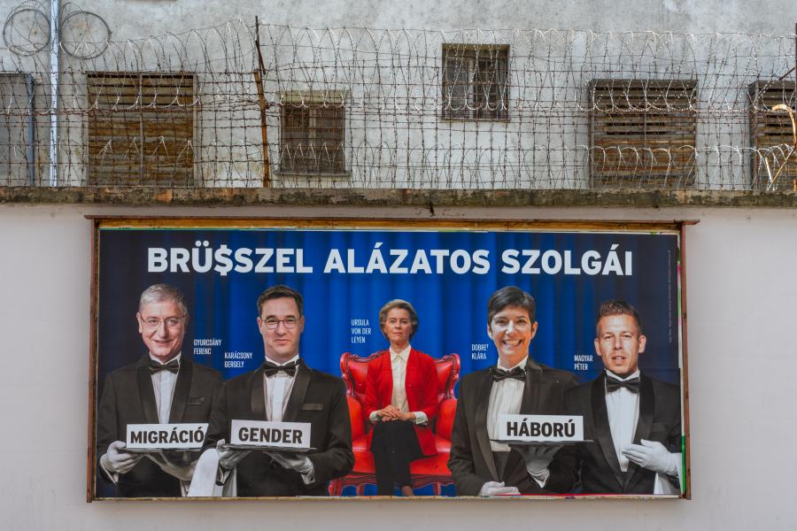 „Tökmindegy, hogy mit mondasz, te is háborúpárti vagy!” „A humor nem jobboldali műfaj!” - Kommentben esett egymásnak Orbán Balázs és Magyar Péter