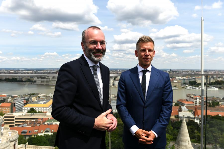Magyar Péter: Manfred Weber semmilyen feltételt nem szabott a Tisza Párt csatlakozásához