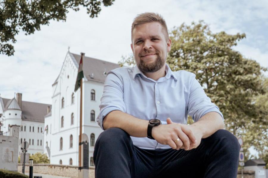 Végeztek is az újraszámolással Győrben, még nőtt is a győztes Pintér Bence előnye a leváltott fideszes polgármesterrel szemben