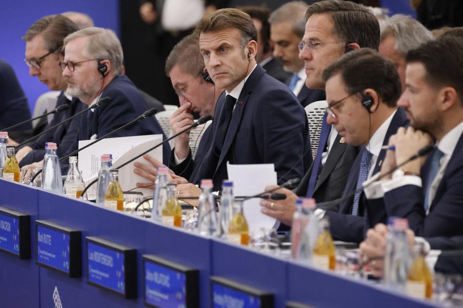 Emmanuel Macron Budapesten: Az az érdekünk, hogy Oroszország ne nyerje meg ezt a háborút