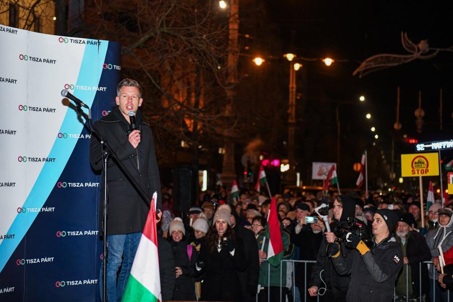 Megkérdeztük Magyar Pétert, mire gondolt, amikor eltitkolt gyermekről írt Orbán Viktornak – Videó!