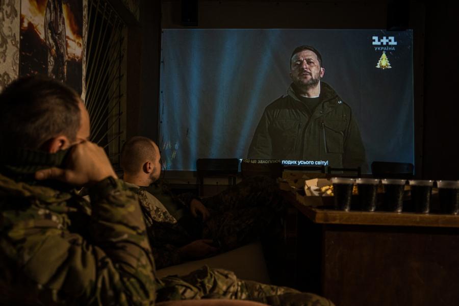 Volodimir Zelenszkij: 2025 minden napján harcolnunk kell, a harcmezőn ugyanúgy, mint a tárgyalóasztalnál