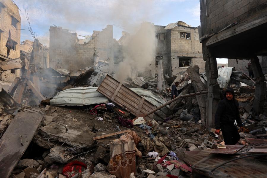 Péntek óta 65-en haltak meg izraeli légicsapásokban a Gáza övezetben