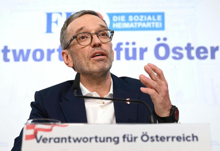 Csak a szomszéd háza ég