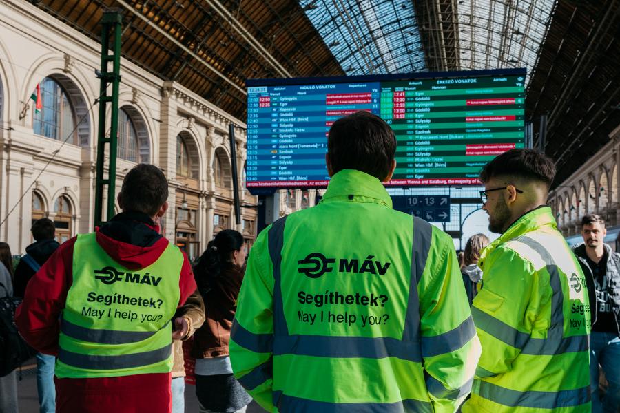 A 2024-ben a legtöbbet késő vonat kilenc és fél óra alatt ért Budapestről Ausztriába Zürich felé