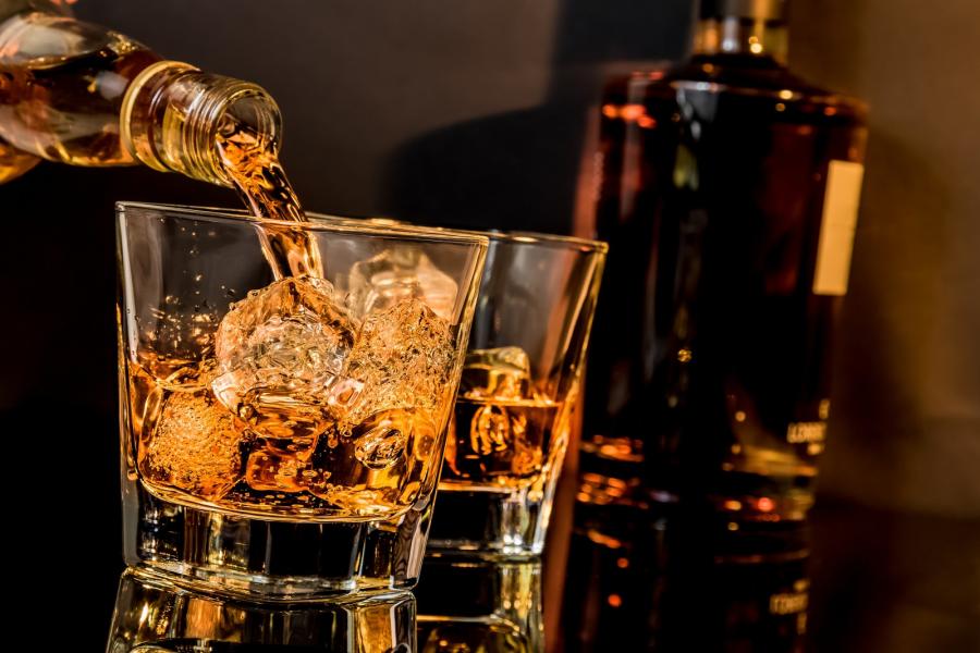 Amikor nem száz év egy évszázad: hamis lehet az ódon whiskyk akár harmada is