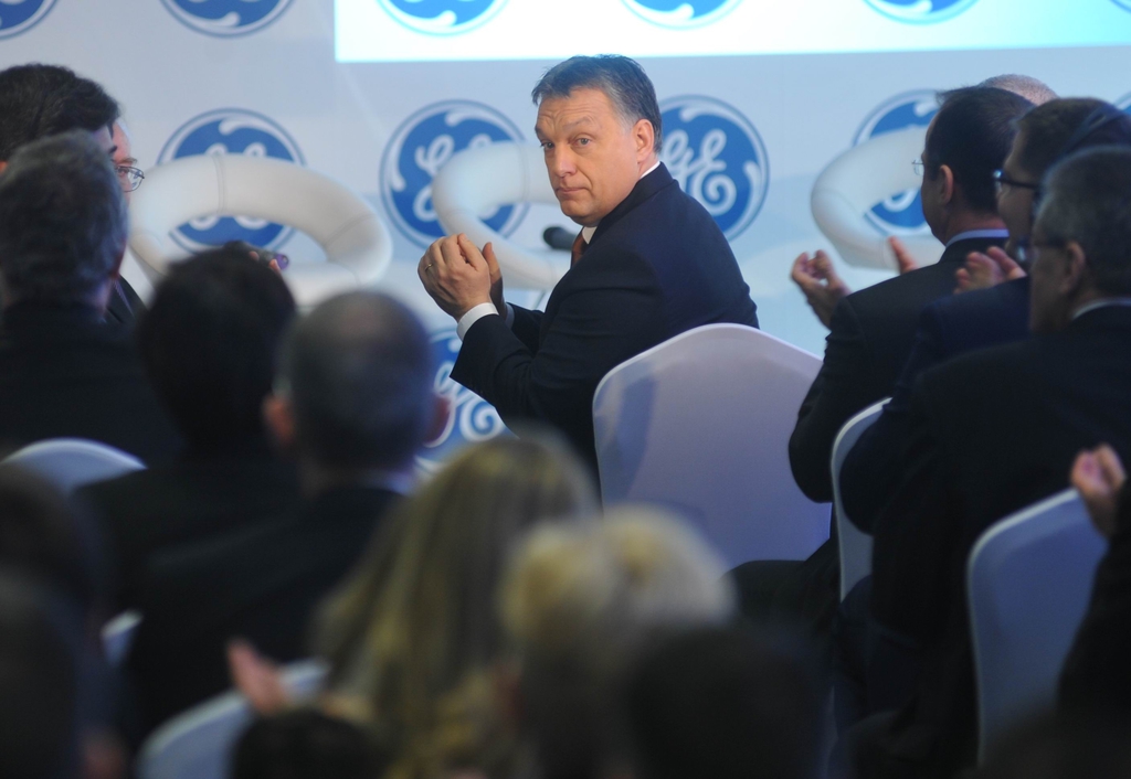 Orbán Viktor a GE-ünnepségen innovatív gazdaságpolitikáról beszélt. Nem tudni, a jegybanki kamatdöntést is idesorolja-e. Fotó:Tóth Gergő/Népszava
