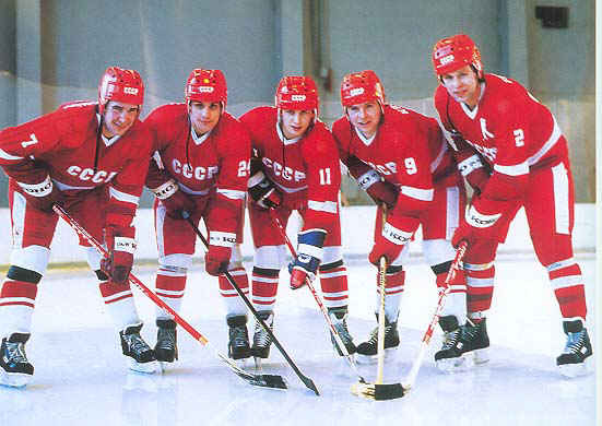 Krutov, Larionov, Makarov, Kaszatonov és Fetyiszov - a hokitörténelem legnagyobb sora - Fotó: Hockeygods.com