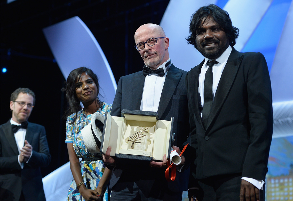 A győztes film, a Dheepan rendezője, Jacques Audiard és a stáb. FOTÓ: Pascal Le Segretain/Getty Images