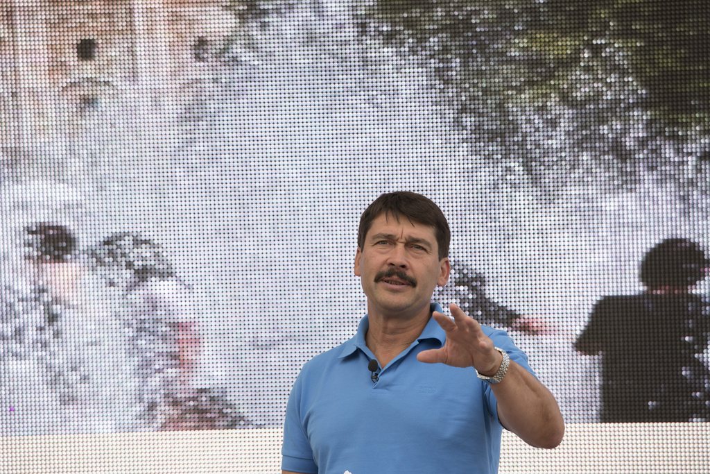 Áder János köztársasági elnök előadást tart az Élő Bolygónk klímavédelmi kampányról 2015. július 4-én Sopronban a 23. Volt Fesztiválon. MTI Fotó: Nyikos Péter
