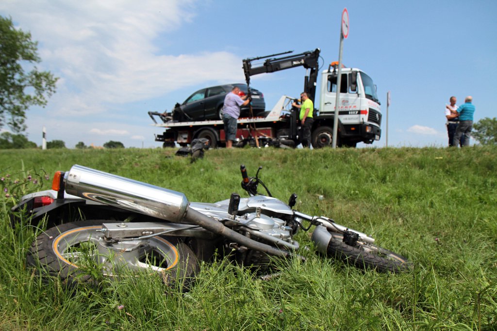 Motoros baleset Gyulafirátótnál. MTI Fotó: Mátyus Tamás