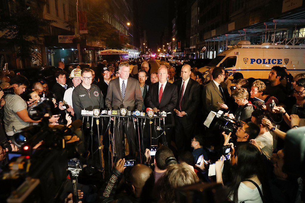 Bill de Blasio New York-i polgármester (balról a második) szerint terrorcselekmény történhetett FOTÓ: EUROPRESS/GETTY IMAGES/SPENCER PLATT