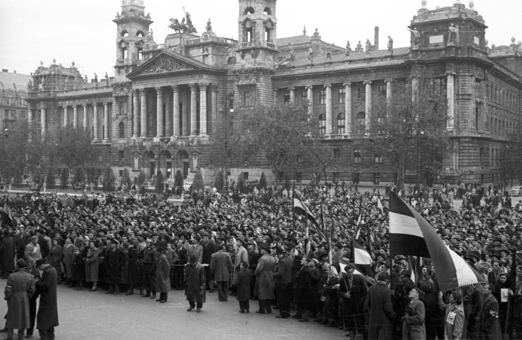 1956 október 23-a, Kossuth tér: így kezdődött hatvan éve FORRÁS: FORTEPAN/NAGY GYULA